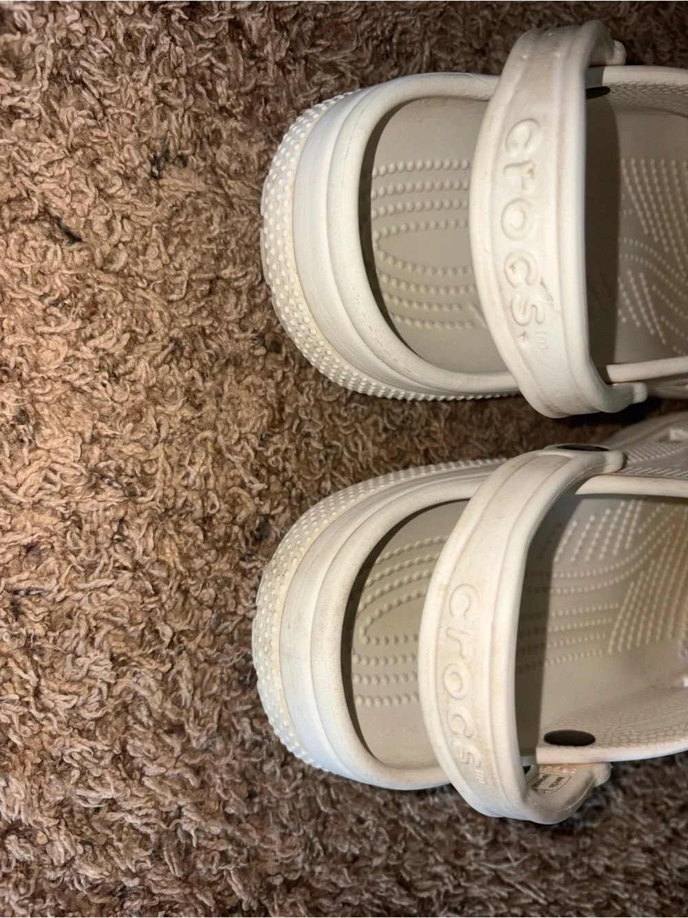 Women’s/Men’s White Casual Crocs Shoes M-8 W-10
